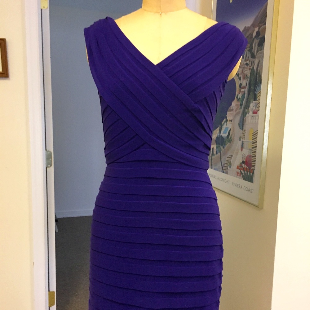 Dress - Picture 3 of 7